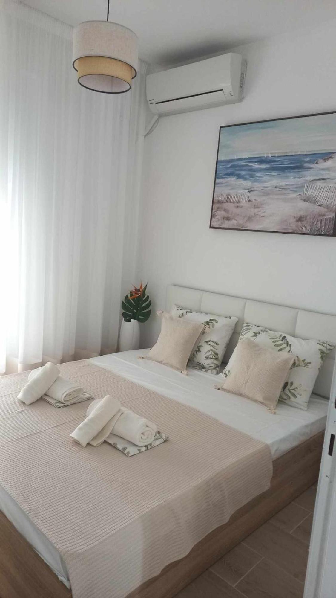 Lara Sea View Apartment Nea Kallikrateia